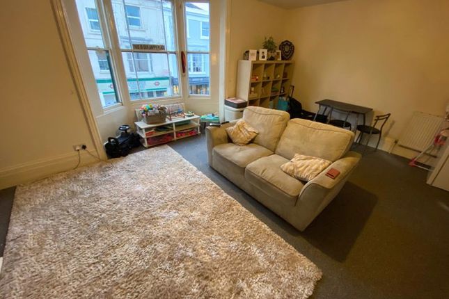 Union Road, Ryde 2 bed apartment for sale