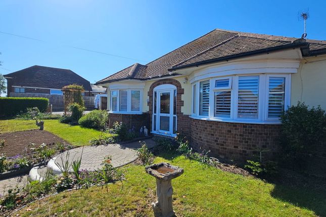 Northdown Road, Margate CT9 4 bed detached bungalow for sale