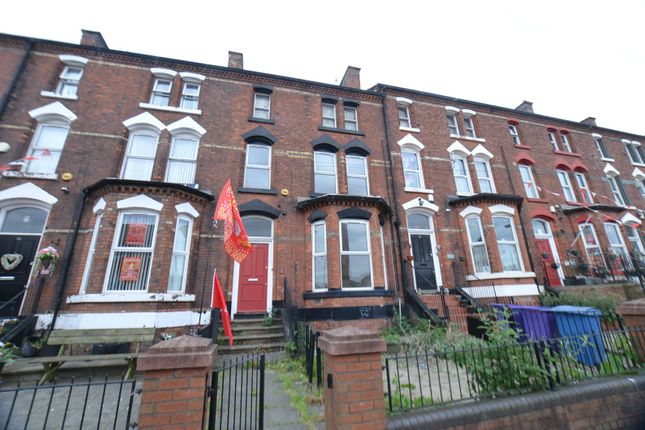 4 bed terraced house