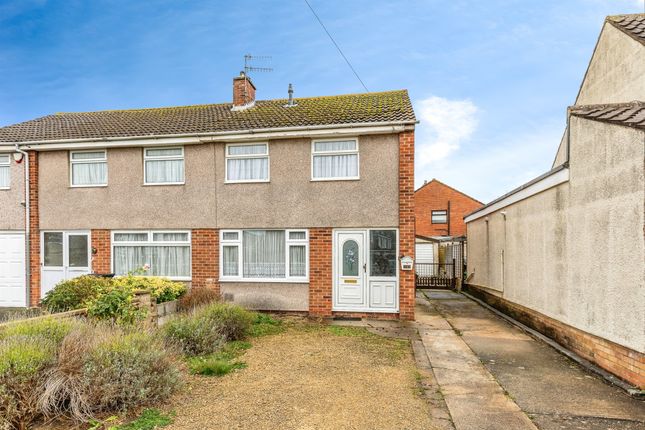 3 bed semi-detached house
