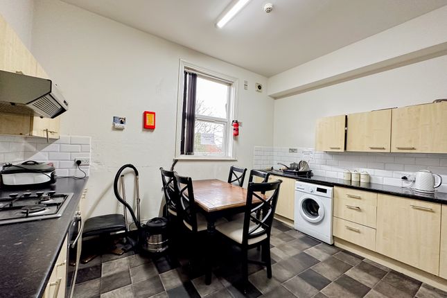 Uttoxeter New Road, Derbyshire DE22 8 bed terraced house for sale