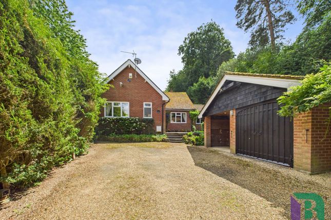 Hardwick Road, Woburn Sands MK17 4 bed bungalow for sale