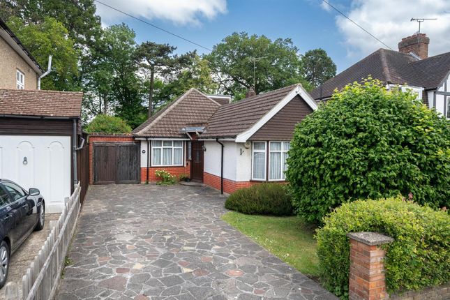 Kenilworth Drive, Croxley Green 2 bed detached bungalow for sale