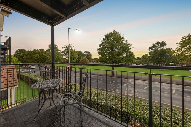 Albermarle House, Bernwelle Avenue... 2 bed apartment for sale