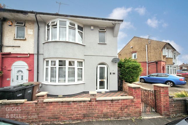 Luton, Bedfordshire, LU3 3 bed end of terrace house for sale