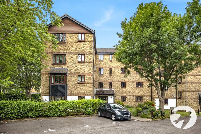 Chalkstone Close, Welling, Kent, DA16 2 bed flat for sale