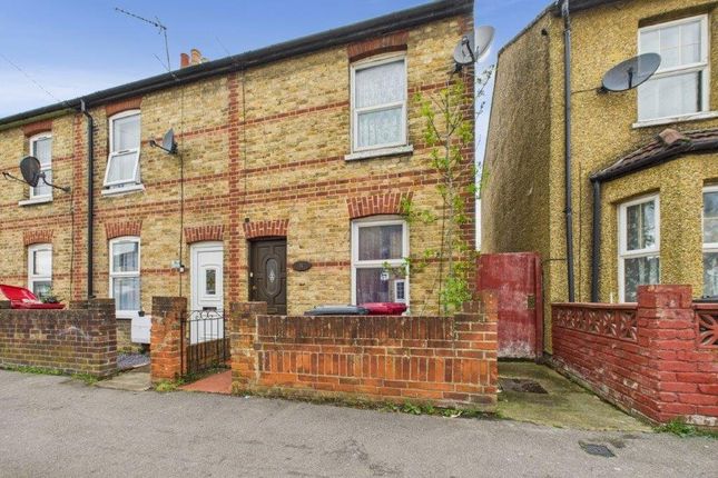 The Crescent, Slough, Berkshire, SL1 2 bed end of terrace house for sale