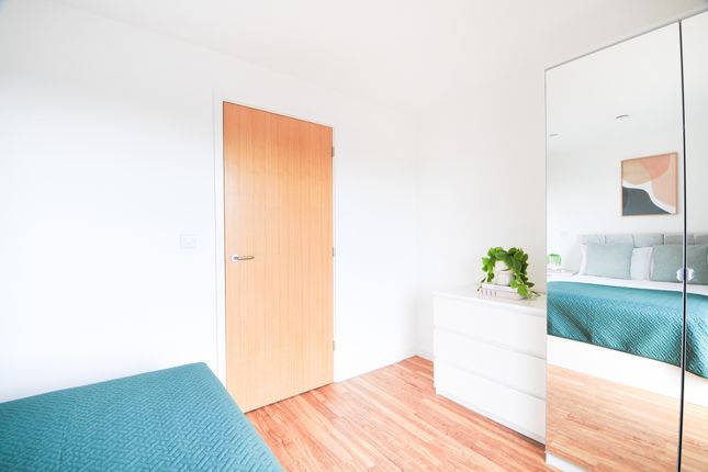 2 bed flat