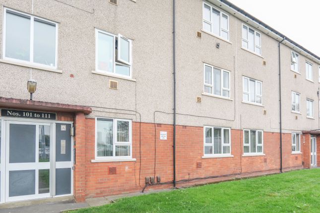 Queens Drive, Rochdale OL11 2 bed flat for sale