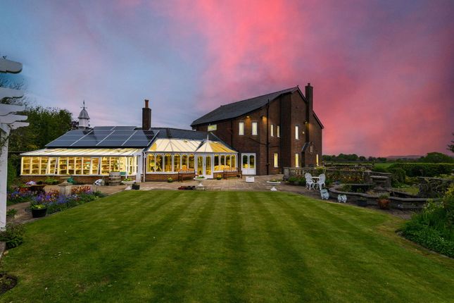 Ormskirk Road, Ormskirk L39 4 bed detached house for sale