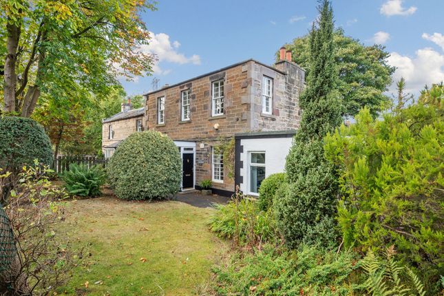 6 bedroom semi-detached villa for sale