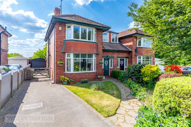 Middleton Road, Hopwood, Heywood... 3 bed semi
