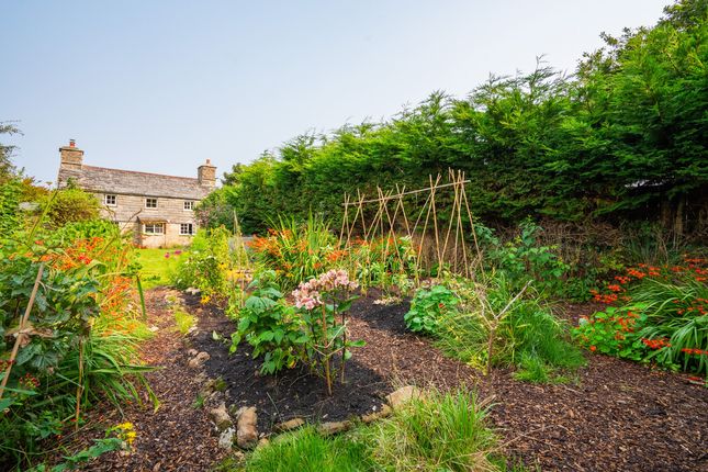 3 bedroom country house for sale