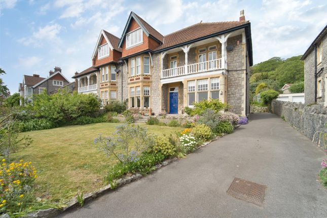 6 bedroom semi-detached house for sale