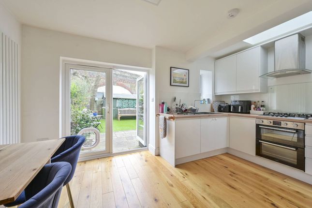 Merivale Road, Putney, London, SW15 4 bed terraced house for sale