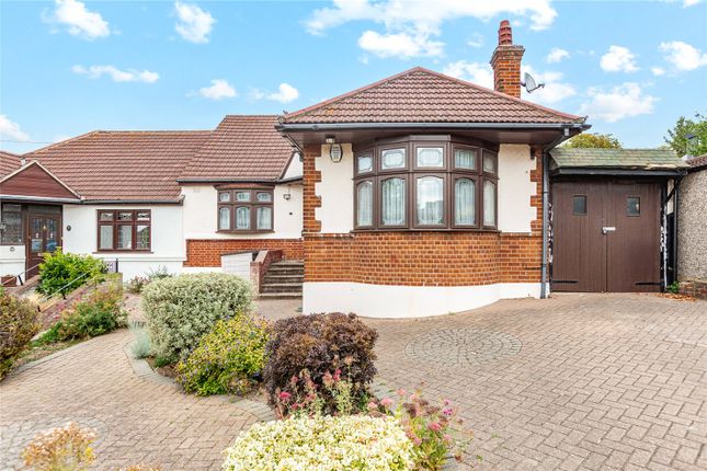 Masefield Drive, Upminster, RM14 2 bed semi