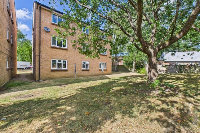 St. Peters Close, Cheltenham... 2 bed apartment for sale