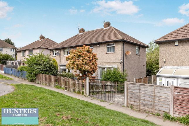Friar Court Thorpe Edge, Bradford... 3 bed semi