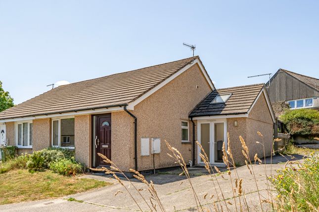 2 bedroom semi-detached bungalow for sale