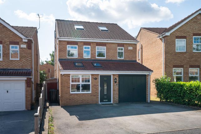 5 bedroom detached house for sale