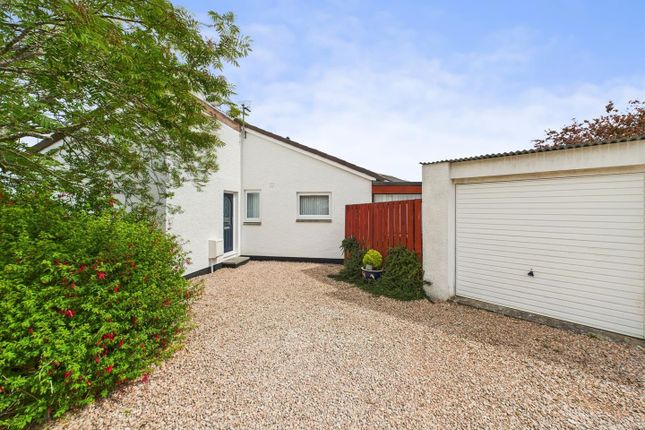 3 bedroom semi-detached bungalow for sale