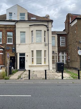 5 bed terraced house