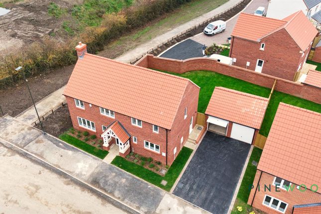 Whinfell Road, Chesterfield S41 4 bed detached house for sale