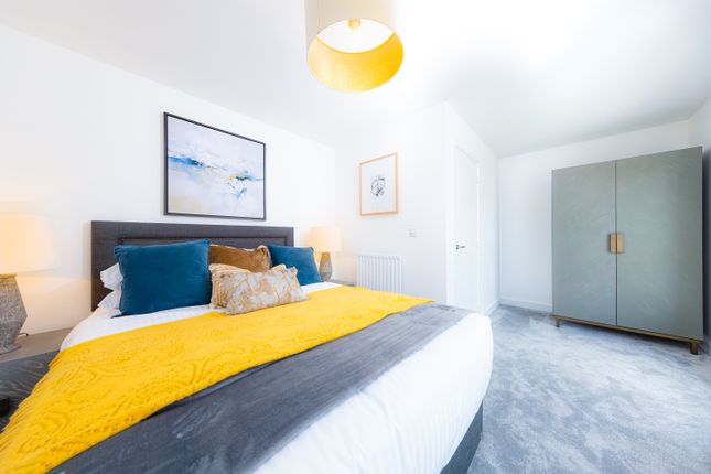 4 bed semi-detached house