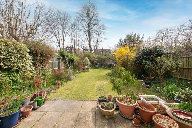 5 bedroom semi-detached house for sale