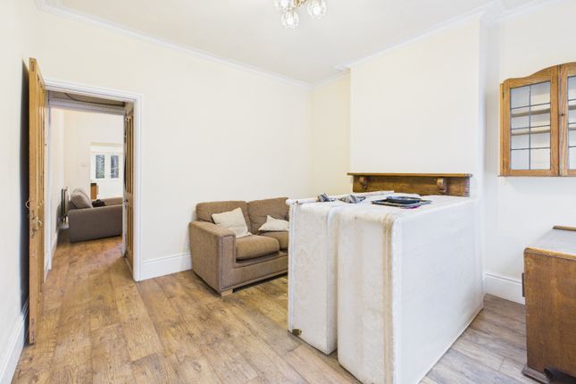 2 bed terraced house