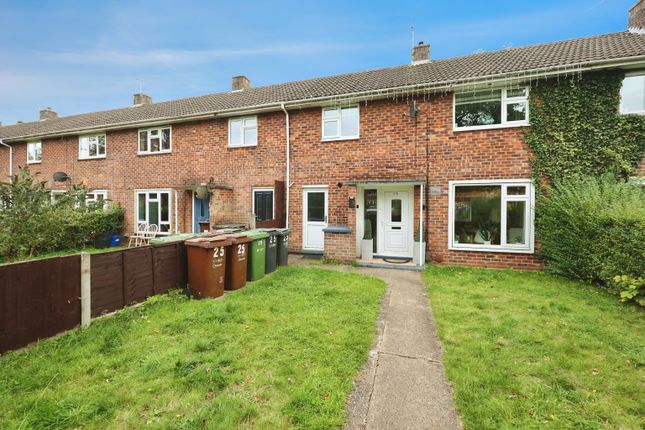 Garfield Close, Lincoln 3 bed terraced house for sale