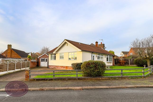 Queens Drive, Nuthall, Nottingham, NG16 3 bed bungalow for sale