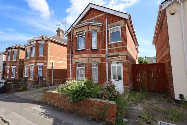 Parker Road, Bournemouth BH9 5 bed detached house for sale