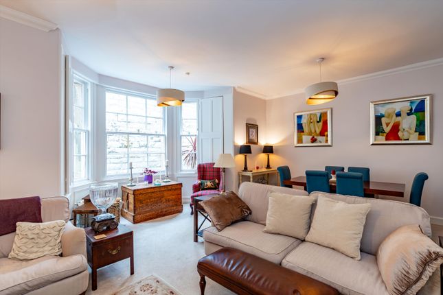 Belgrave Crescent Lane, Edinburgh, EH4 2 bed flat for sale