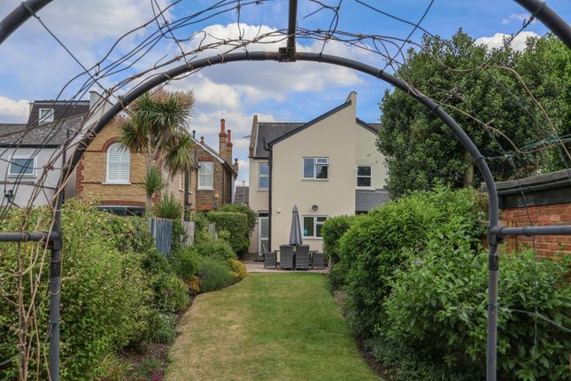 4 bedroom semi-detached house for sale