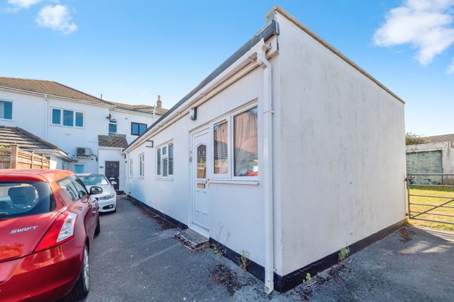 2 bedroom ground floor flat for sale