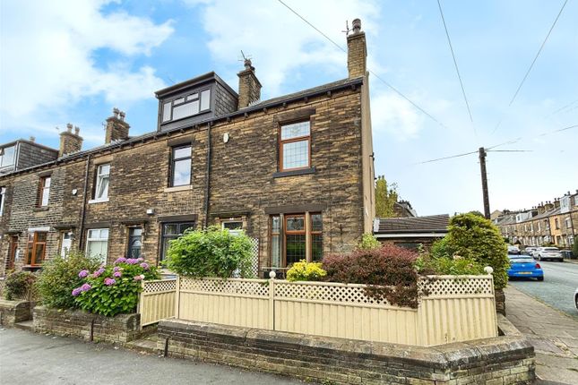 Poplar Grove, Bradford BD7 2 bed end of terrace house for sale