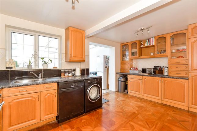 3 bed terraced house