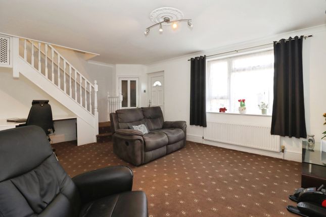 3 bed semi-detached house