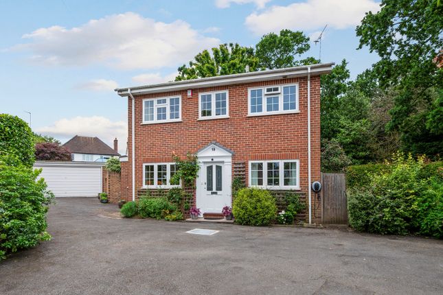 4 bed detached house