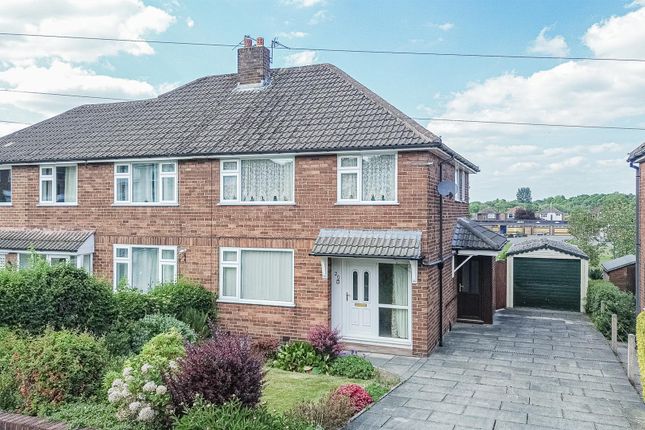 Moore Avenue, Warrington WA4 3 bed semi