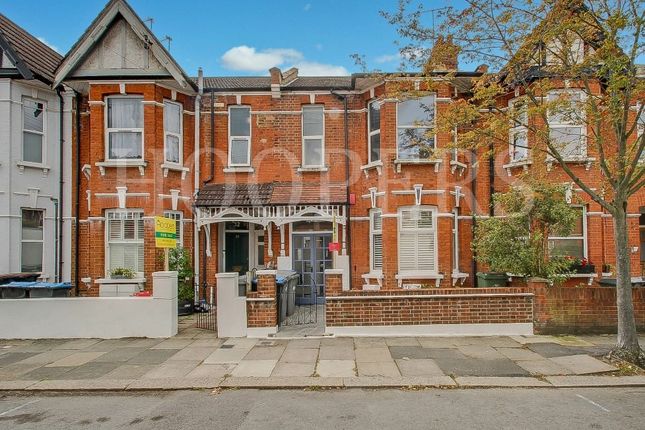 4 bed maisonette