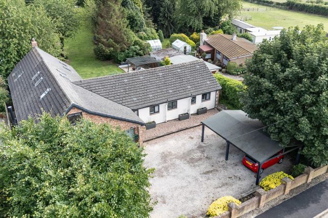 5 bed detached house