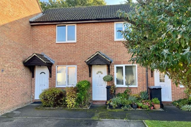 CROPPER CLOSE, THATCHAM RG19 1 bed terraced house for sale