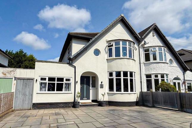 3 bedroom semi-detached house for sale