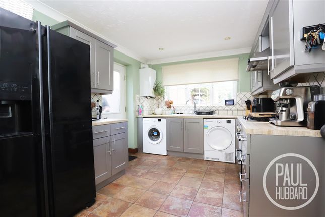 Aspen Coppice, Park Hill, NR32 4 bed detached house for sale