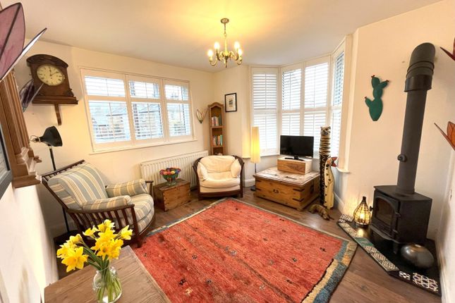 Station Road, Loudwater, High... 2 bed semi