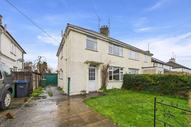 Greenway Gardens, Chippenham SN15 3 bed semi