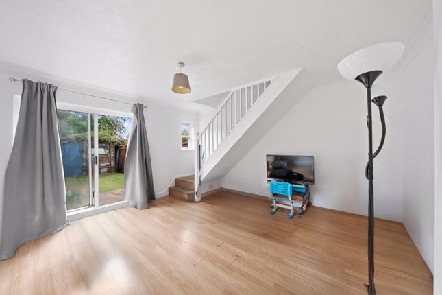 Boscombe Road, Worcester Park 2 bed end of terrace house for sale