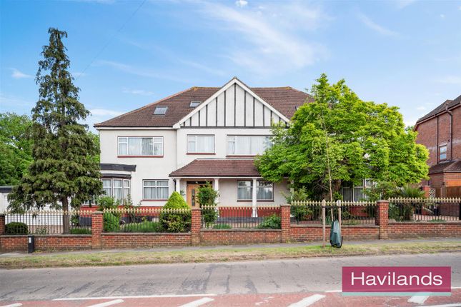 Old Park Ridings, London 8 bed detached house for sale